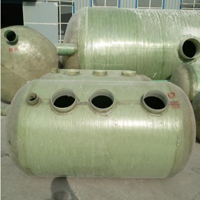玻璃鋼化糞池在旱廁改造中的應(yīng)用 從50立方到1-2立方模壓化糞池